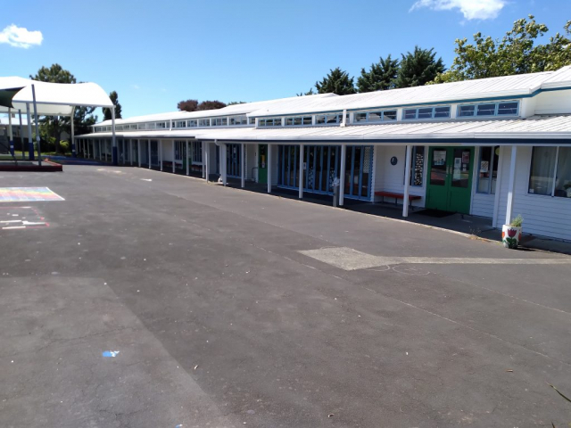 New Windsor Primary School - Full Exterior Repaint
